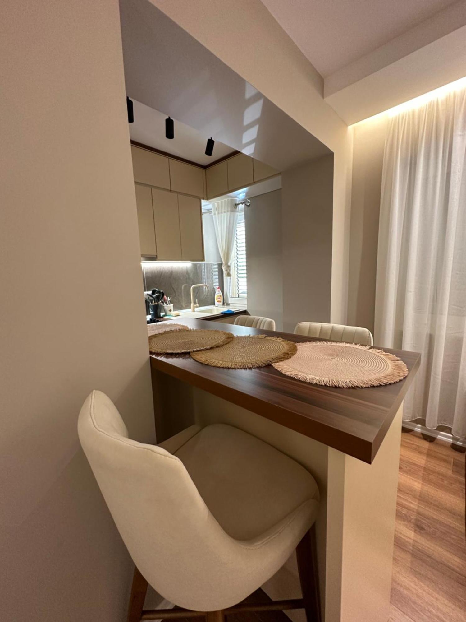 Luxury Center Apartments Tirana Eksteriør billede